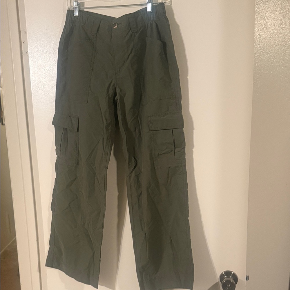 Old Navy Green Cargo Pants